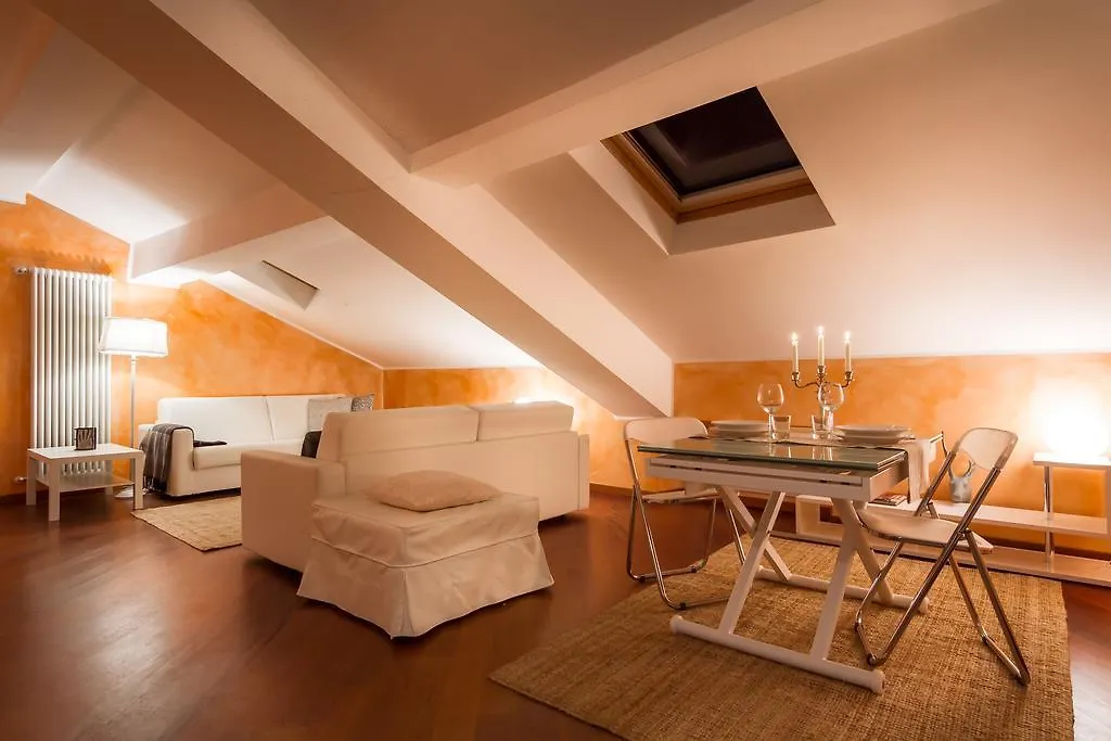 شقة Villa Dante - Bymyhomeinكومو