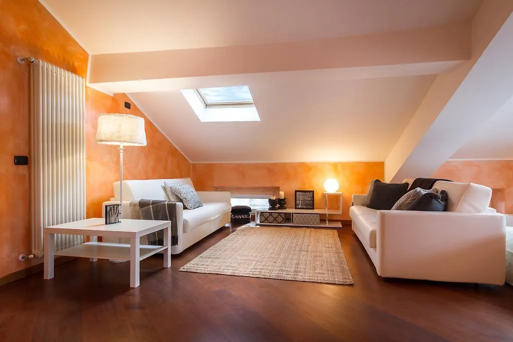 شقة Villa Dante - Bymyhomeinكومو