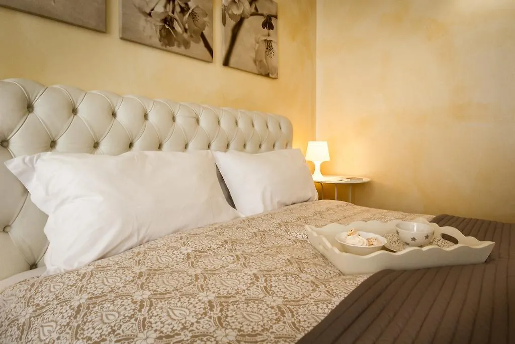 Apartment Villa Dante - Bymyhomeincomo